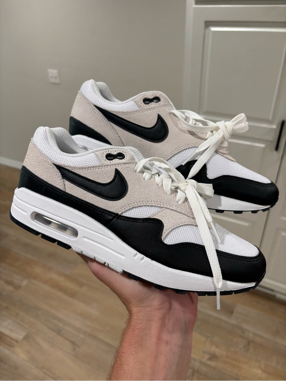 Nike Air Max 1 'Black White' Men's Size 8 Leather Sneakers BRAND NEW